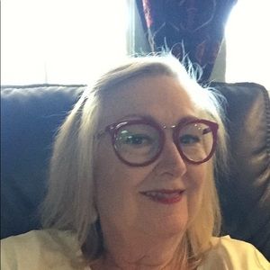 Meet your Posher, Melany